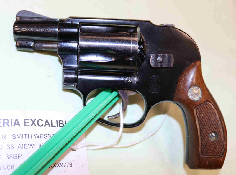 Revolver Smith & Wesson Modello 38 Airweight Calibro 38 SP