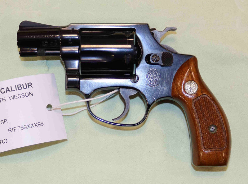 Revolver Smith & Wesson Modello 36 Calibro 38 SP