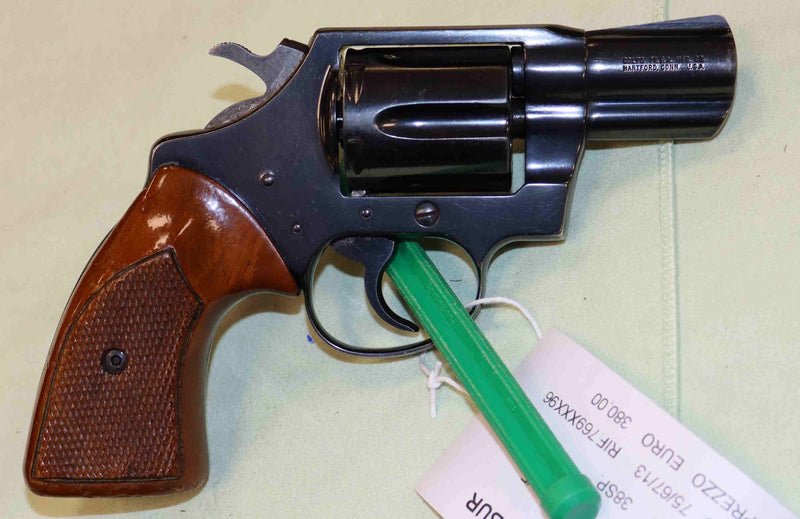 Revolver Colt Modello Detective Calibro 38 SP