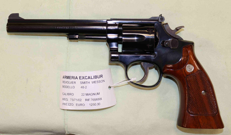 Revolver Smith & Wesson Modello 48-2 Calibro 22 Magnum