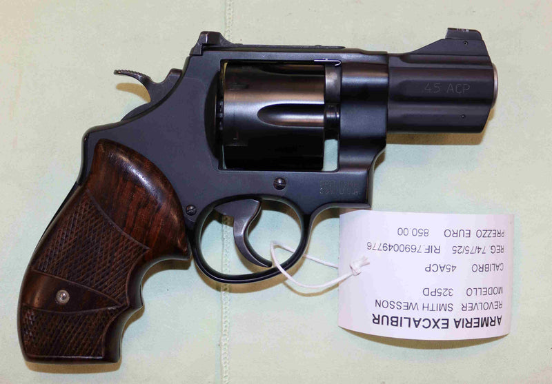 Revolver Smith & Wesson Modello 325PD Calibro 45 ACP